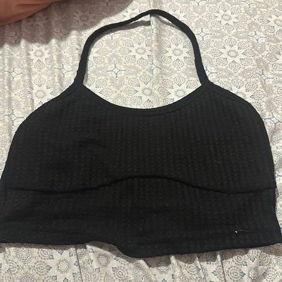 Tops - small black cropped top knitted